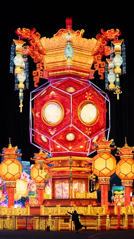 大型传统彩灯夜景
