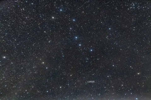 繁星点点的夜空